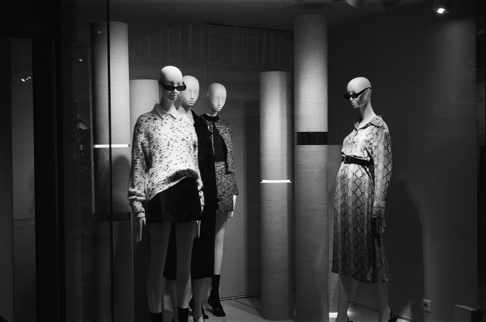 Maude showroom 125