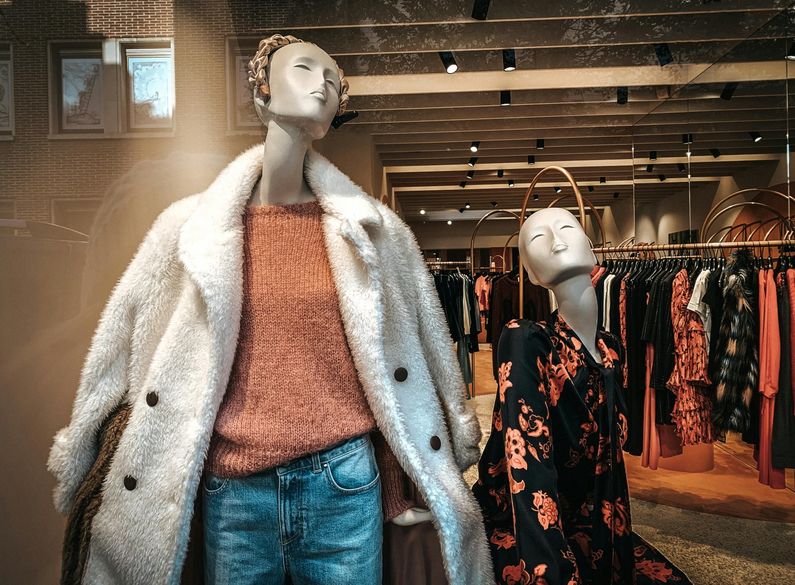 Maude showroom 214